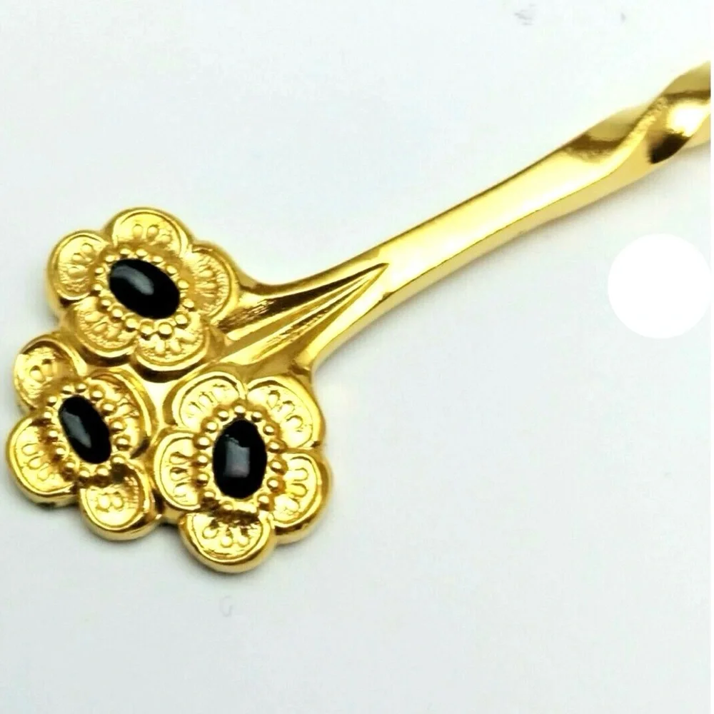 Elegant Gold-Plated Spoon Set